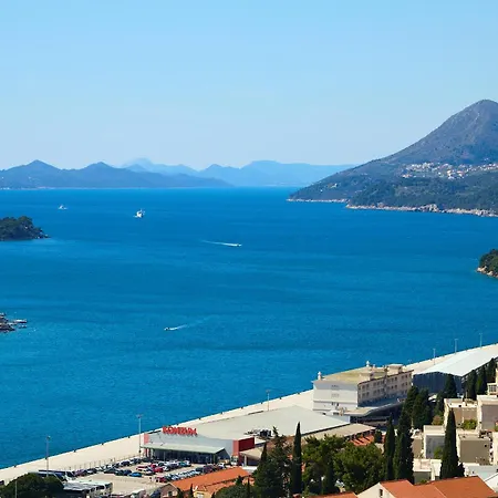 Apartment Sea View *