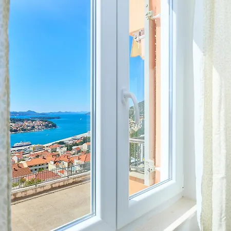 Apartment Sea View