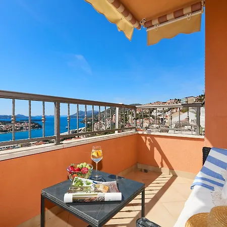 Apartment Sea View